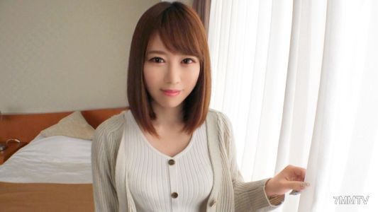 SIRO-4072 【First Time】【Frustrated Masturbator】【Squirting Orgasm】The relaxed face of a young banker at the height of ecstasy. The complete opposite of her serious daytime job... Amateur audition, first AV shoot 126