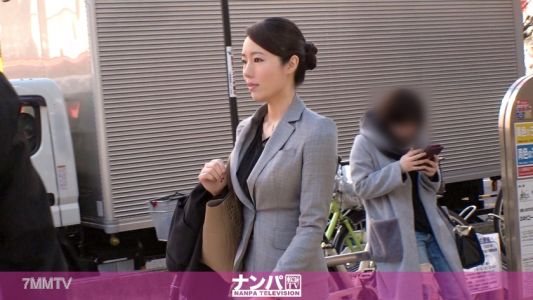 200GANA-2264 진짜 소프트 플레이, 첫 촬영. 1463 루트 영업 중인 스ーツ 미녀를 낚아채다! 품위와 지성이 넘치는 우리와는 다른 세계의 인간이라고 생각했는데… 몸을 희롱당하고 캐릭터가 붕괴♪ "초 현실" 타입의 여자가 일변하여, "초 색정" 성욕 몬스터로 변신♪
