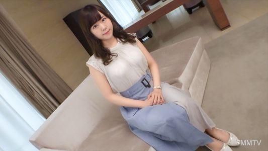 SIRO-4426 【First Time】【Pure Girl】【Mochi Butt Cowgirl Position】A pure and serious girl who has dreamed of becoming a nursery school teacher since her middle school days peeks into the H world. Gradually getting hooked on the old man's technique for the fir