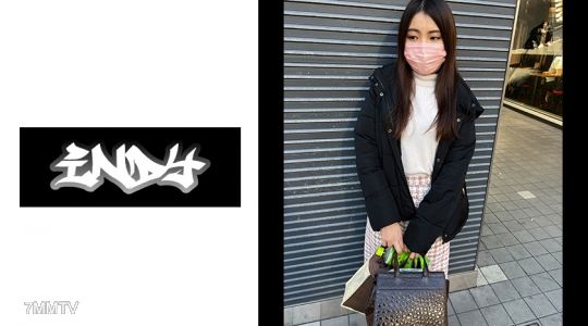 534IND-073 【個人拍攝】帶著些許稚氣的20歲JD與糖爸爸在租賃房間裡從不戴保險套談判到內射全過程