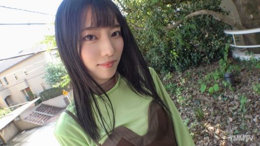 SIRO-5019 【I can't stop coming！！】A petite and slender office lady at 152cm. She comes just from having her nipples played with, and once each from cunnilingus and manual stimulation. What will happen if a cock is inserted into someone this sensitive...？ A