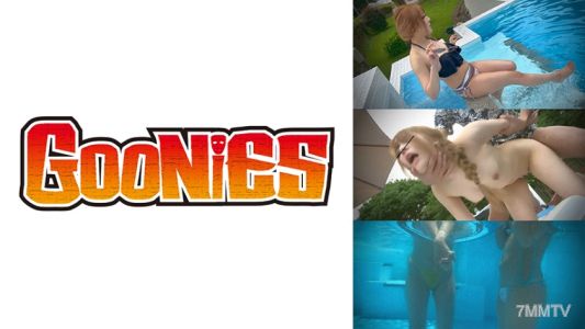 530DG-223 Fair-skinned blonde gal head● exposed eyeballs