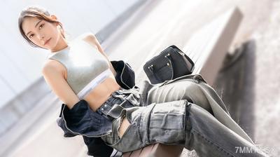 SIRO-5642 The wet spot from the gray underwear leaking erotic juices is a turn-on! The ultimate explosive style full-body erogenous zone!! 【Nami, 24】 Sucking on plump nipples, can&quott stop twitching from too much pleasure!! 【First shoot】 Applied for AV onli