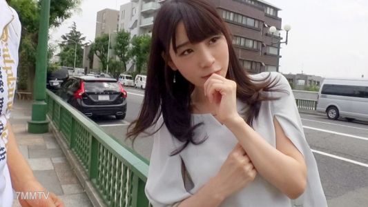 300MIUM-280 【Amateur Wife, Live Pickup】Non-stop live action! Exploding pent-up sexual desire! From innocent to slutty ⇒ Naturally sensitive for continuous orgasms! Real bareback in-sex!