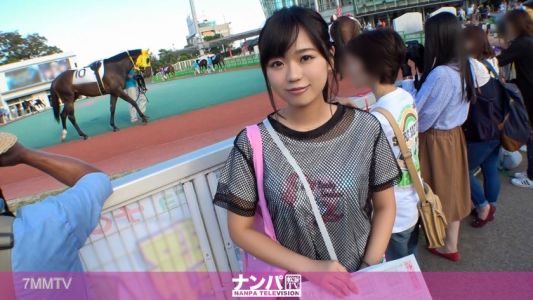 200GANA-1894 在某賽馬場，一個喜歡馬的女孩被搭訕！她騎在像馬一樣強壯的男人身上，展示出華麗的騎乘姿勢！天才巨乳騎師誕生的瞬間！！