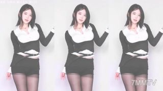 kbj25022520_eerttyui12_20241228