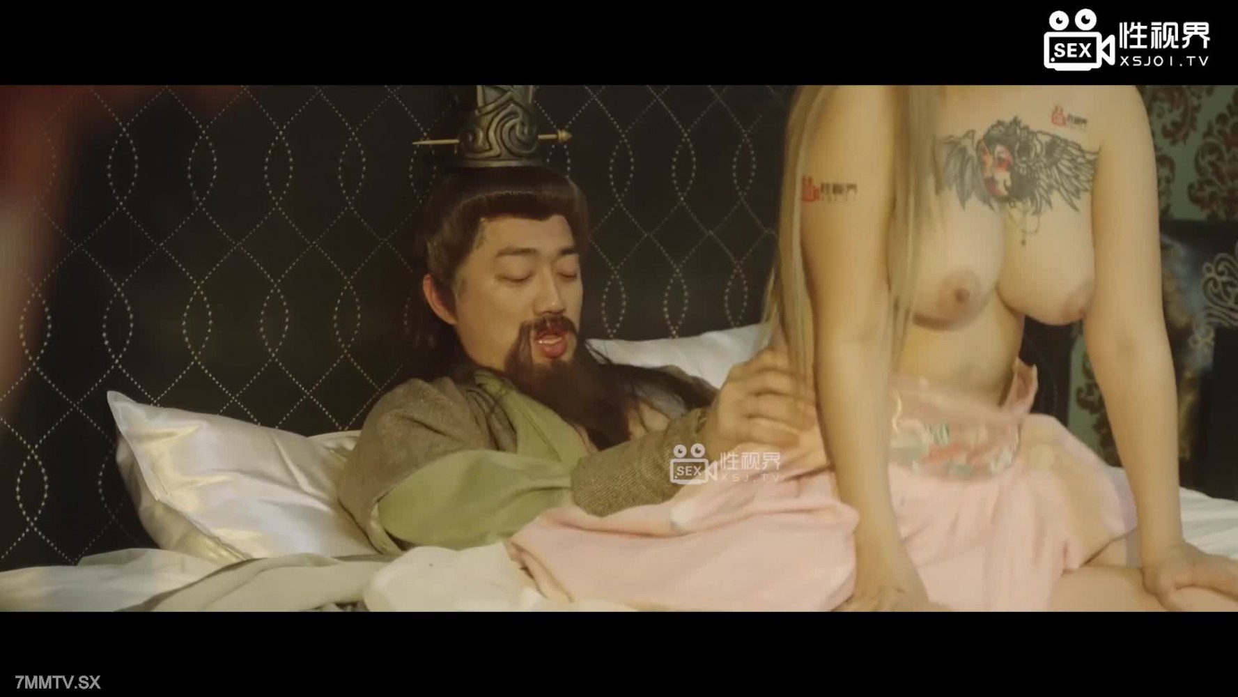새로운 판타지 섹스 드라마 XSJ145 "삼국지: 녹색 매화가 여자 영웅을 엿먹인다'는 가슴 미녀를 성교하고 세계사에 대해 이야기합니다.