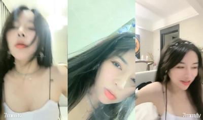長著一張狂野美的臉蛋兒,前凸後翹圓潤的S級別尤物身材,尤物中的戰鬥機,喝著小酒微醺了 和網友們調侃 有點胡言亂語了