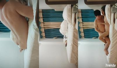 2022-1-26 "Love, Stories" Online Chat With A Good Woman Who Fucks In A House, Strips Off The Button Hole Of Her Underwear, Raises Her Leg And Thrusts It, Making It Uncomfortable, The Girl Is Angry, Half Of It Is Done