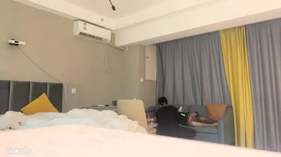 2022.10.3、【対比同級生タンフア】清楚で美人な鄭爽に似た女子大生、男は事前に大きな黒い雄牛を用意