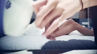 【AI畫質增強】2020-07-18【9總全國探花】約了個眼鏡白衣萌妹，近距離拍攝舔弄口交