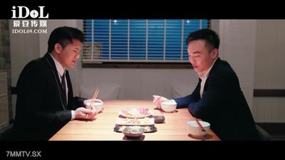 人妻爬上同事床-莉娜-❤️ 綠奴老公喜得娃，這種感覺真刺激！