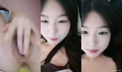 新人！学校の花は海へ！正真正銘の学生娘～【ピンク娘】、マンコでオナニー！ヤバい、この額面が出たらまた更新されるよ