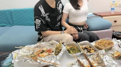 2023-6-29 【スレンダー猿さんの探検】良家との特別約束、白衣の熟女、飲食三昧、ソファーでファック、半押し半逝