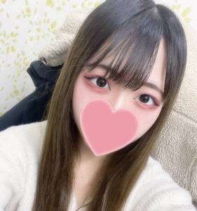 fc2-ppv 4642364 【素人19歳♡顔出し】可愛い♡エナちゃんを事務所と洗面台の前でハメ！最後は勿論解らせ中出し！特典有り {