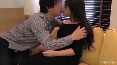 fc2-ppv 4664647 【5-Day Limited Sale・Re-edited Version・Thin Face Mosaic】The 30-year-old big-breasted wife brought here against her will "So, I just need to get naked..." Re-edited Version