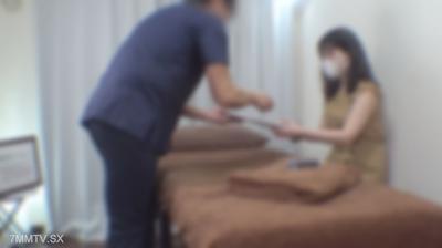 fc2-ppv 4700293 6월 15일까지 신작 세일 반값! 【없음/입음】 30대 아름다운 OL, 매력적인 몸매와 부드러운 피부, 매우 민감한 여성입니다. 베개에 얼굴을 묻고 참는 숨소리가 들립니다.