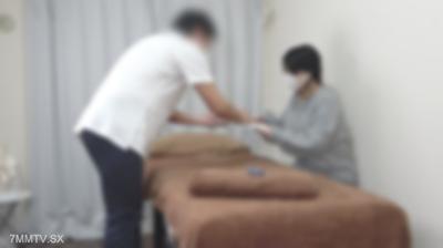 fc2-ppv 4813230 ♡12/21截止半價！【無/生中出】住在附近的天然毛髮的20多歲可愛女性又來店裡了。非常喜歡動漫，性格明朗可愛，H大好特典也增加量了！ | FC2電子市場
