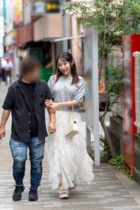 fc2-ppv 4813291 【간통NTR】데이트 중 마초 친구에게 불려가서 현장에서 삽입 후 내사정【초 위험한 몰래촬영】