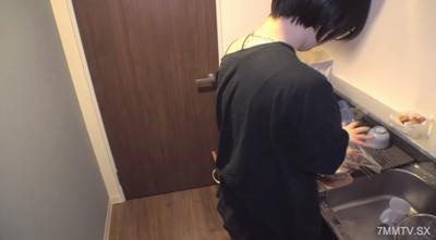 fc2-ppv 4842726 【彼氏くんごめんね】自宅に遊びに行ったら彼氏のためにお弁当を作っていたので、邪魔してたらやりたくなったのでその場でやっちゃった。 | FC2電子市場