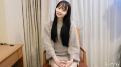 fc2-ppv 4891699 【無】(極)清晰的纖細美腿美女！超小臉加上順滑黑髮的人生初吞精⤴視覺太美了天然頭髮也很棒！吞精中 ※特典高畫質 | FC2電子市場