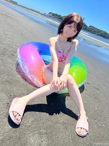 fc2-ppv 4916111 The swimsuit of a slender, fair-skinned, and innocent-looking college student (20) I picked up at the beach was shaved but had a super obscene bush ⇒ creampied twice | FC2 Electronic Market