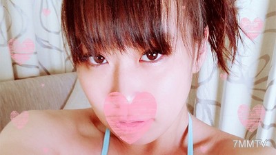 FC2-PPV 879359 생삽입×기승위♥S급 순진미녀☆어떤 식당 웨이트리스♥정액을 마시는 변태 펠라로 진심의 애액이 줄줄 흐르는 음란한 보지♥좁은 질에 완전히 발기한 좆을 생삽입해 자궁이 거품이 일어나고 귀신 같은 좆에 혼절하는 절정♥【모자이크 없음】보너스 동영상 2편 포함