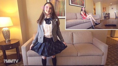 fc2-ppv 1045563 【Until 3/24】Make an 18-year-old innocent schoolgirl wear a uniform and have raw sex! #Megan 【Discount】