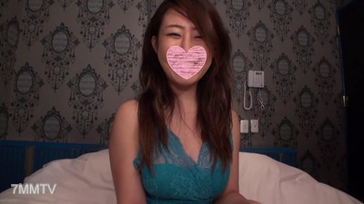 fc2-ppv 1255702 ☆初撮り☆完全顔出し☆グラビアモデル並のセクシーダイナマイト美女がスケスケ裸エプロンコスプレで感じまくり☆エロエロSEXで膣奥に大量発射！！【特典付】