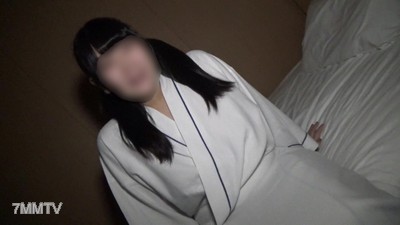 fc2-ppv 1377506 ※期間限定1000點折扣！【個人拍攝】被丟棄的萌臉女職員的秘密兼職