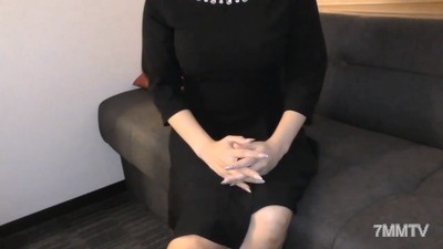 fc2-ppv 1383210 【個人撮影】旦那と別居が続いている熟女巨乳妻 離婚の為に貯金が必要だそうです