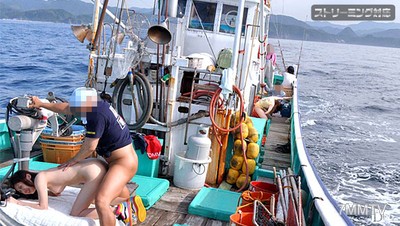 071710-429 Go to the End of Japan C! Fishing Boat Edition Part 1 Hinata Serina Rika Mizuhiki Mika Kamisaka Mao