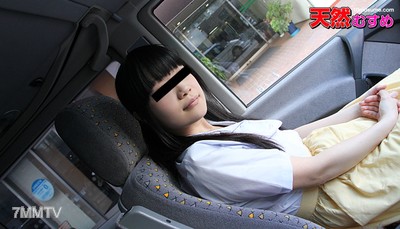 061611_01 素人のお仕事 〜かわいいパン屋の看板娘〜