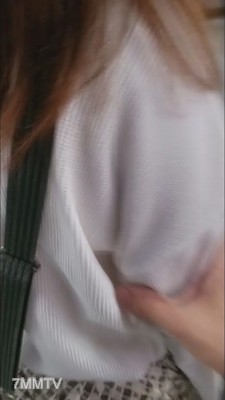 fc2-ppv 1422052 ※Limited Time Only 【Personal】A big-breasted wife who takes care of her disabled husband gets fucked and cummed inside by another man in the car