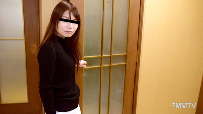 012821_01 드디어 예약하기 어려운 인기 호스티스를 잡았습니다.