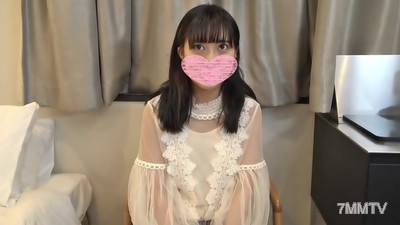 fc2-ppv 2306598 18歳BA志望のウブかわ学生。人生はじめての生えっちで感じまくりで大興奮！無許可で中出ししちゃいました。 {