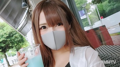 fc2-ppv 2329157 First shoot!!! Limited quantity! 【Uncut】 Calling the signboard gal working at a popular kitchen car in the alley to Tokyo for two creampies!! (Long version)
