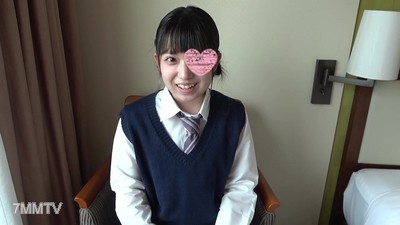 fc2-ppv 2382636 A cute animal-style lolita came wanting to be a nude model. Seeing her slender, small body made me want to fuck her, so I negotiated for sex tape!