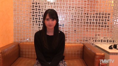 fc2-ppv 2482750 Beautiful girl Hinata-chan descends with a thunderbolt. A delicious electric blowjob results in a massive facial.