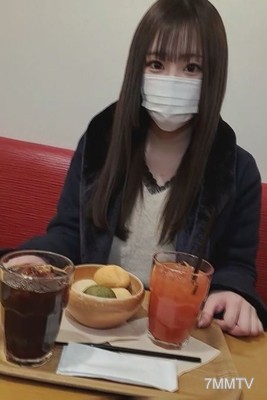 fc2-ppv 2708760 A cafe employee with big breasts who chases her dreams. After consulting on an outing, she heads to a hotel ※Limited quantities to prevent loss.