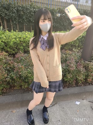 fc2-ppv 2745512 【期間限定12000→9980】【続編】【初顔射】18歳清純Fカップ美少女みかちゃん！幼い体を開発して初大量潮吹き！制服で中出し、スク水で人生初大量顔射しちゃいました【2作分超大作】※早期購入者特典有 {