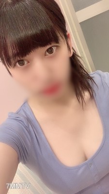 fc2-ppv 1436978 ※期間限定【完全顔出し】ショップ店員 アニメ声の美少女ショップ店員を全裸にしてハメまくりの計３発射！ {