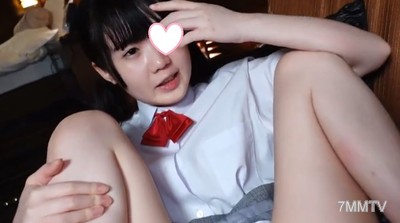 fc2-ppv 3065172 【露臉・初次拍攝】數量限定！【未經修圖】無知的純真少女，從未接觸過污穢的成人世界。她那幼小的身體被反覆在內射精，童貌扭曲，陶醉地呻吟著……