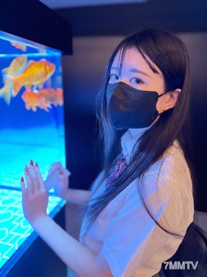 fc2-ppv 3071875 『初撮影』『完全顔出し』アイドル級！清楚系透明感溢れる18歳初々しい現◯女子◯生と水族館デート。美乳Fcupを堪能後、最後はキツキツまんこに大量ザーメン！ {