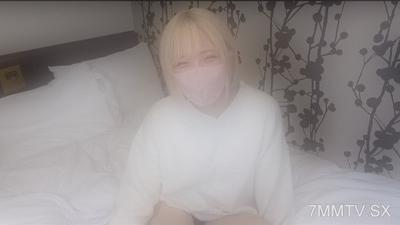 FC2-PPV 4270459 【무】처음！ 이게 바로 갸루야! 날씬한 금발의 흰 피부 갸루가 정말 너무 에로웠어. 임신하고 싶다고 해서 흥분해서 마지막은 생중출. ※리뷰 특전 있음