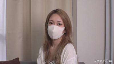 FC2-PPV 4322493 ★3/9前半價【無修正・完全素人】色氣十足的GAL媽媽再度登場！即使有老公還是尋求巨根，與中年男性進行生殖交媾濃厚背德SEX！在氛圍營造下被黏糊糊地責罰，敏感的身體紅潮不已，連續發出色氣呻吟！