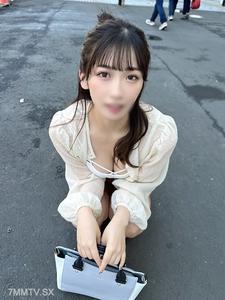 FC2-PPV 4380847 ※初回數量限定※★3P・大量****★性癖「異常」的巨乳**大學生・花21歲★高潮連射中的內射交尾⇒老頭參加的真正3P