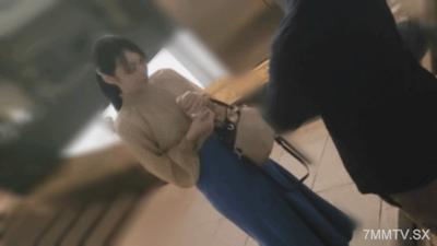 fc2-ppv 4384258 【Personal】 An introverted and slender OL housewife. She resists in fear during the collection, screaming and trying to refuse, but this is ignored as her entire body is ravaged. Without letting her go, her slim body is firmly grabbed and p