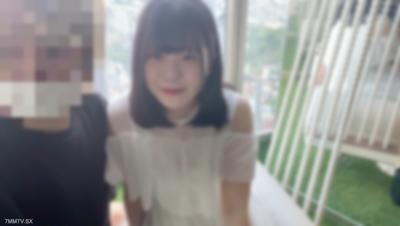fc2-ppv 4382850 皮膚白皙黑髮整潔的新社會人第一年。愛撒嬌的她成為工作女性後，為了慶祝就業而進行親密約會！之後則是激烈性交，兩次大量內射。