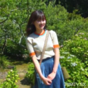 FC2-PPV 4482244 대 걸작! 아이돌 급의 하나짱! 매끄러운 피부가 붉어지며 반복해서 경련과 함께 절정에 이른다. "쿠우~응♡ 안 돼요♡". 애액이 흐르는 보지에 여러 번 내사정!